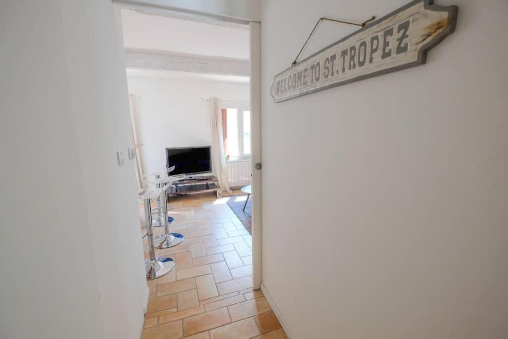 Appartement Centre Ville St Maxime, Plage A Pied Sainte-Maxime Exterior photo