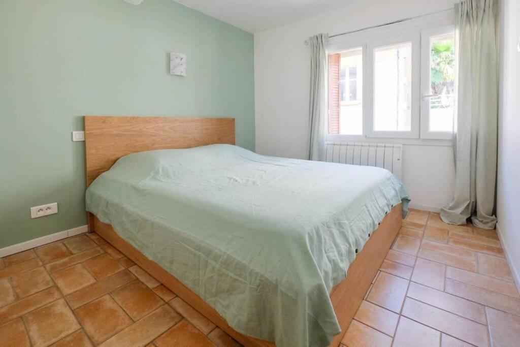 Appartement Centre Ville St Maxime, Plage A Pied Sainte-Maxime Exterior photo
